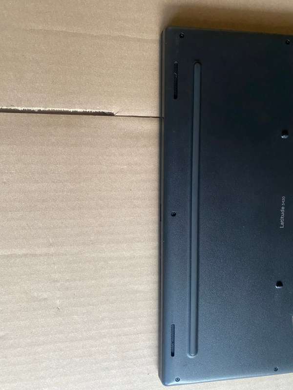 Dell Latitude 3420 14-inch Core i5-1135G7  16 GB RAM  512 GB SSD  14`  2.40 GHZ Win 11 PRO